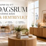 Ljust skandinaviskt vardagsrum med naturligt trä, mjuka material, varm belysning och harmonisk modern inredning